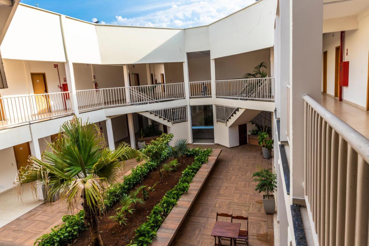 Vila Real Hotel Porto Nacional Екстериор снимка