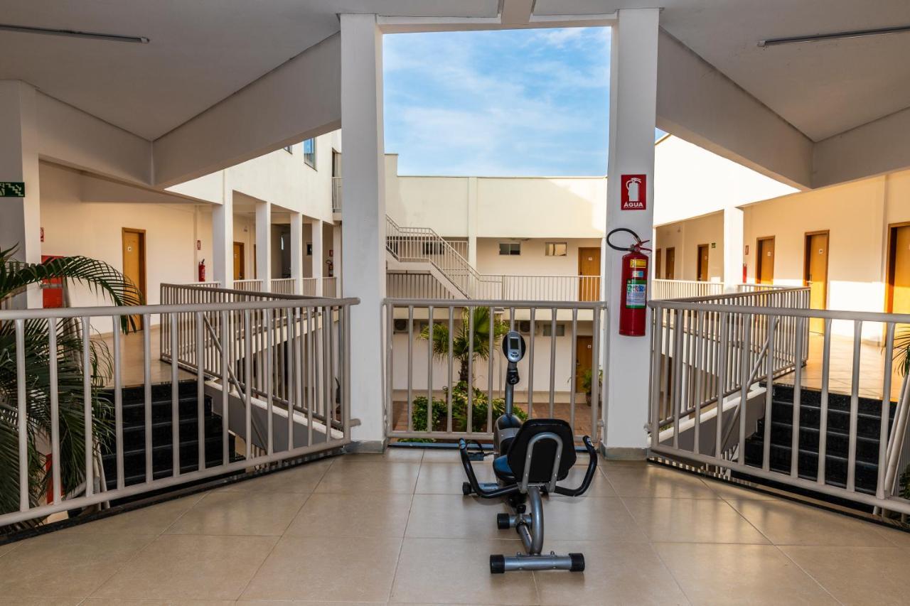 Vila Real Hotel Porto Nacional Екстериор снимка