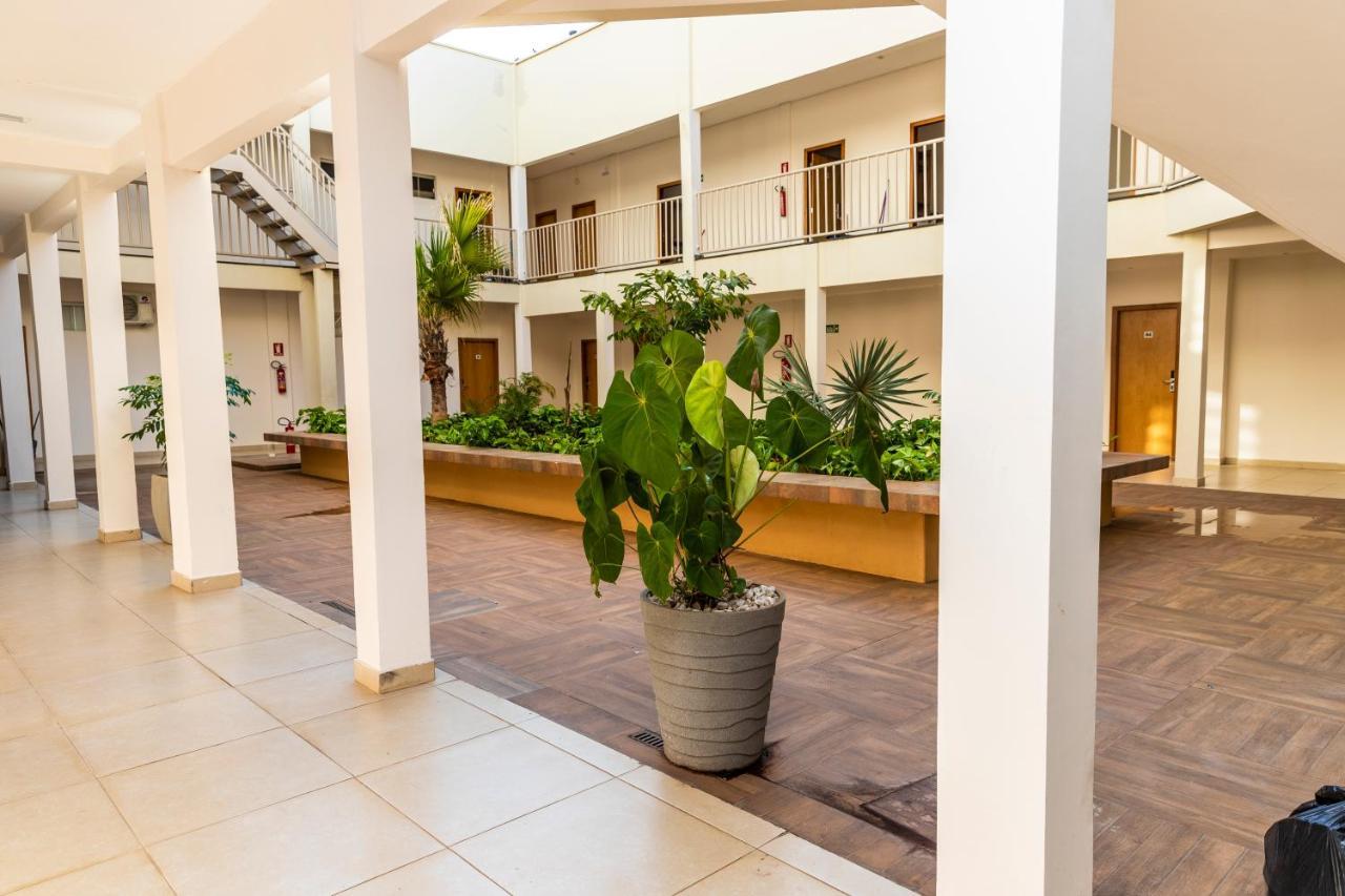 Vila Real Hotel Porto Nacional Екстериор снимка